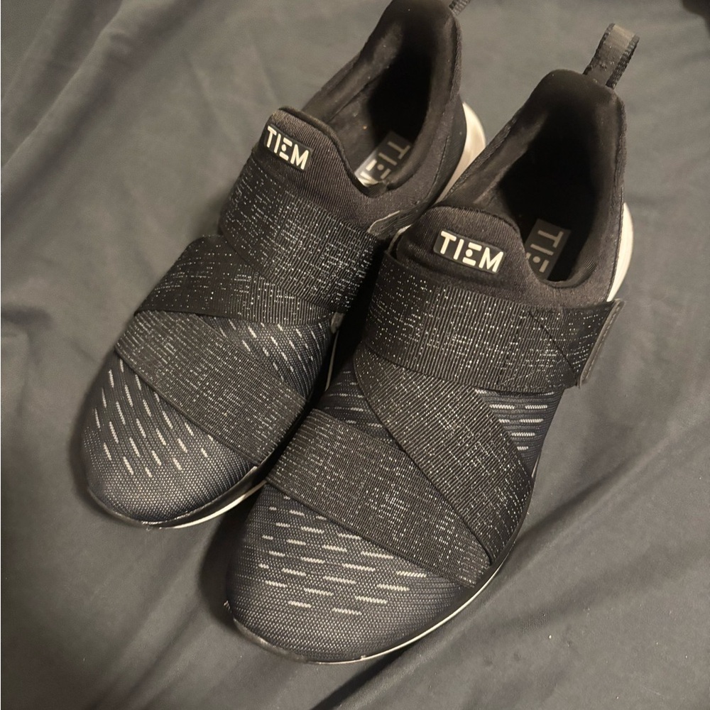 Cycling Slip-On Athletic Shoes with Breathable Knit